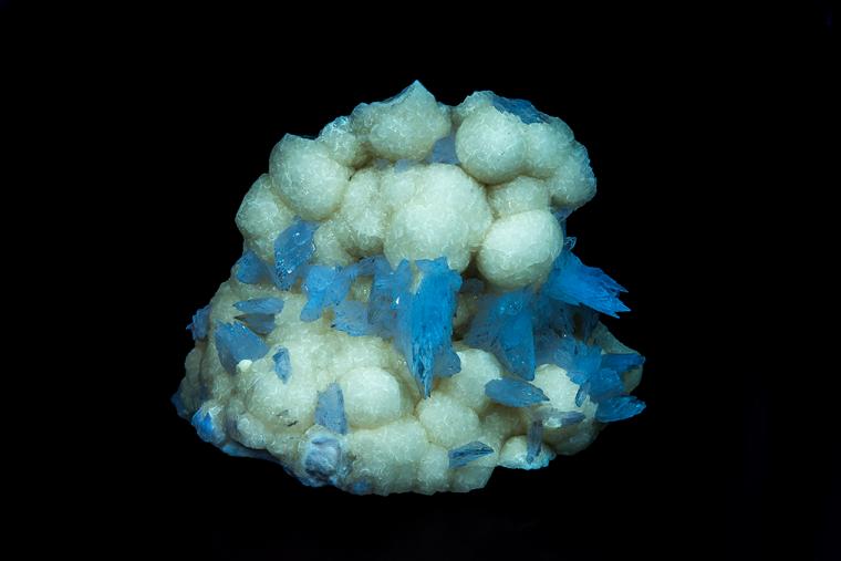 COLEMANITE on CALCITE